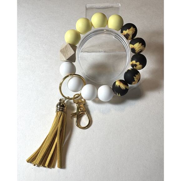 Silicone Beaded Wristlet Keychain - Yellow White Daisy Bangle Gift vn - Picture 1 of 2